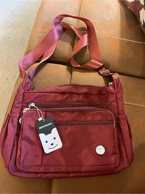 Women's Crossbody Bag in Deep Red